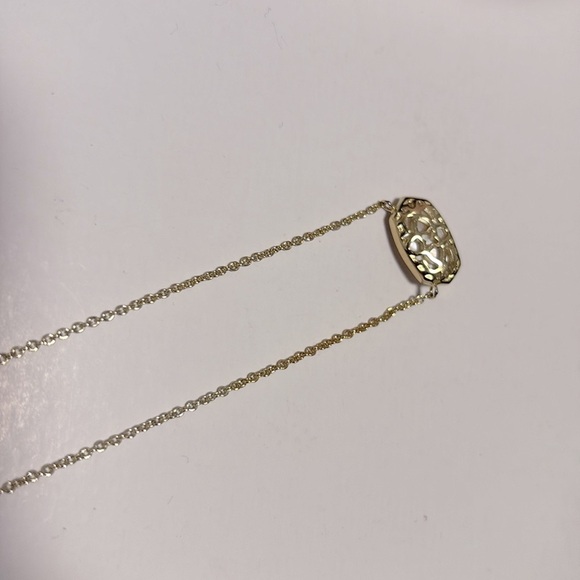 ❌SOLD❌ Lot of 2x [Kendra Scott] Mother of Pearl/Elisa Necklace & Dani Earrings - Picture 11 of 12